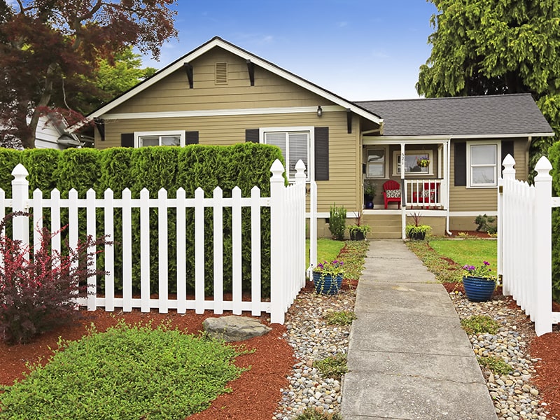 Considering Your Home's Needs When Choosing a Fence Material